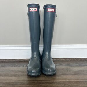 Hunter rain boots, size 5